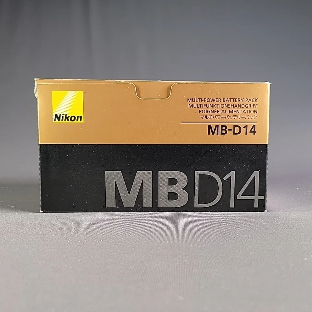 Nikon MB-D14 Battery New In Box. I Nevrr Used It.it Was A Backup Unit For Me.